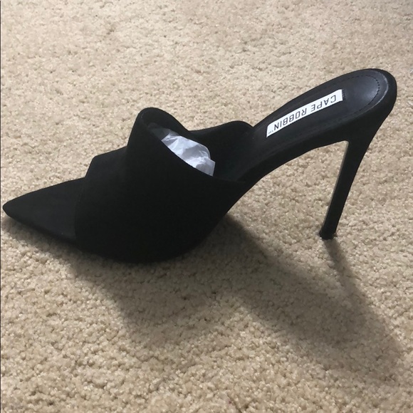 pointed peep toe mules